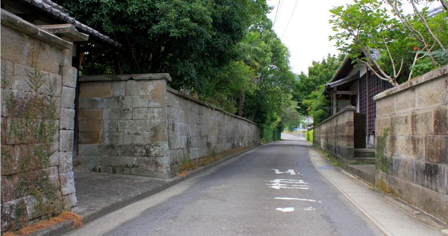 高岡